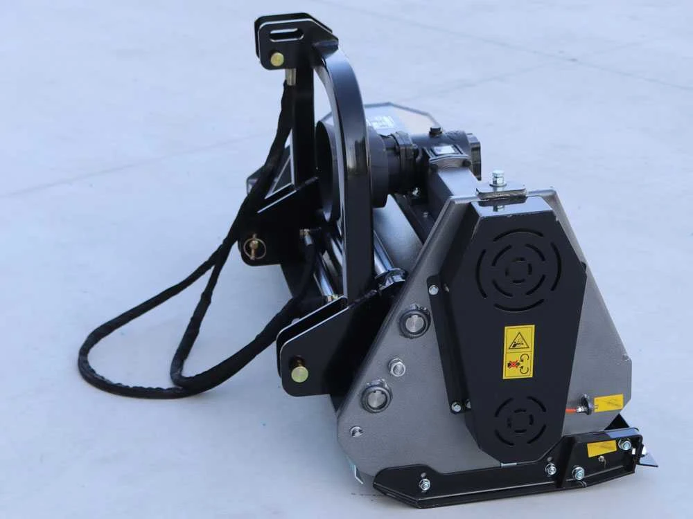 BlackStone BL 140 Hydro - Trinciaerba Per Trattore - Serie Leggera - Spostamento Idraulico - immagine 15