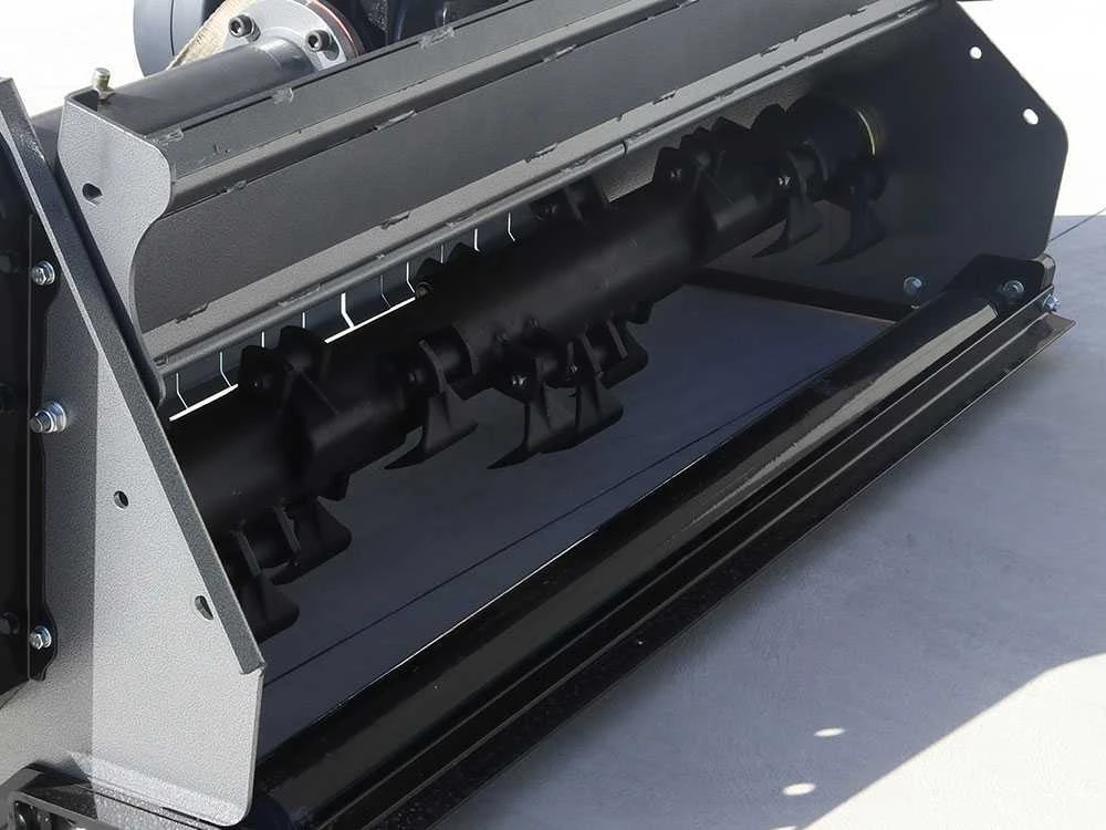 BlackStone BM 120 Hydro - Trinciaerba Per Trattore - Serie Media - Spostamento Idraulico - immagine 16