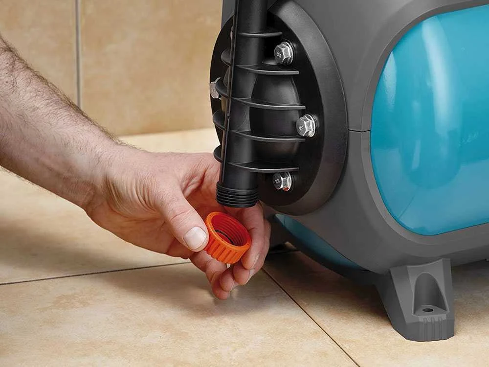 Gardena 3000/4 Eco - Pompa Autoclave - 2800 L/h - 650W - Inox - immagine 5